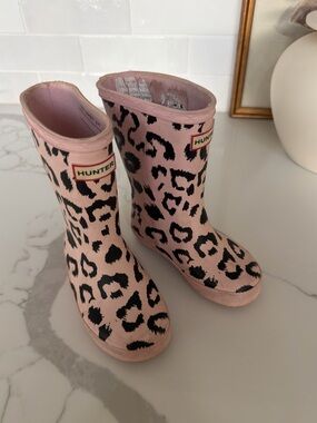 Hunter Kids Pink Leopard Print Boots